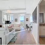 Old Port, Seafront & Seaviews New Reversible Air Conditioning Cannes