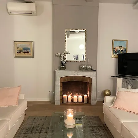 Appartement Old Port, Seafront & Seaview