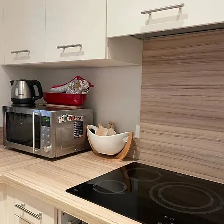 Апартаменты Old Port, Seafront & Seaviews New Reversible Air Conditioning